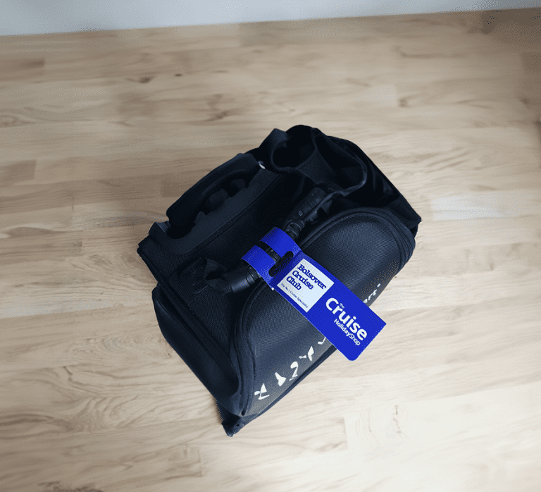 suitcase tag